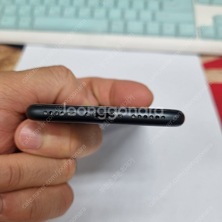 대량가능) 201859 아이폰7 32 매트블랙 AA급 중고폰 13만 배터리90% 부천 신중동역 레트로 인스타폰 사진...--3